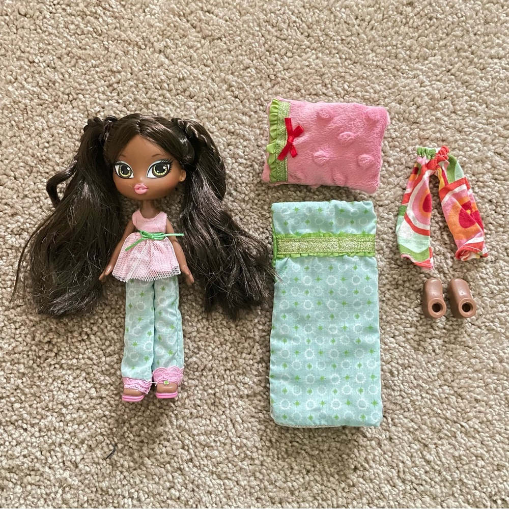 Vintage 2000s Bratz Kidz Sleepover Adventure Doll: Sasha